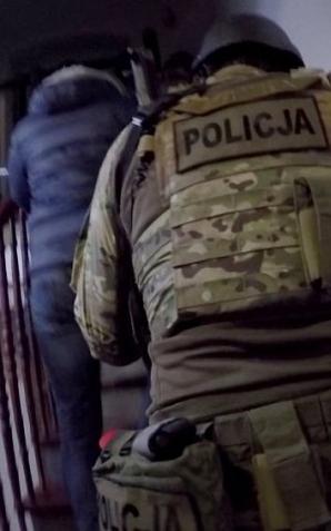 Zamknięty damski biznes! Rozbite agencje towarzyskie w Rzeszowie, Wrocławiu, Białymstoku i Lublinie. 13 kobiet za kratami!
